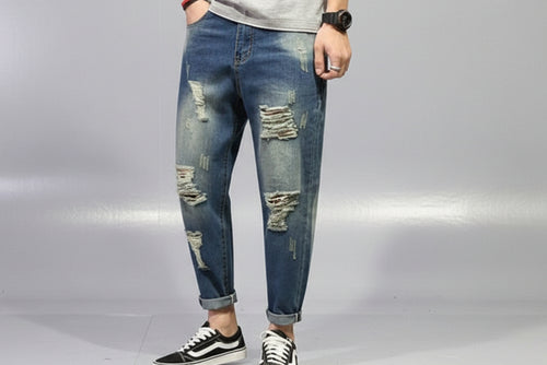 Men's Wide-Leg Cropped Jeans